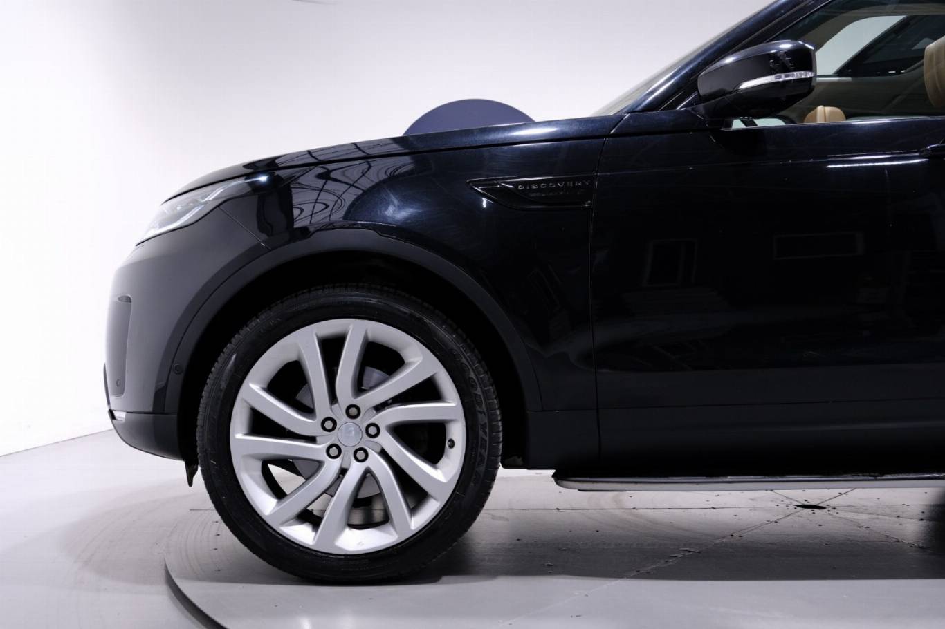 LAND ROVER Discovery 11