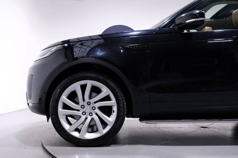 LAND ROVER Discovery 11
