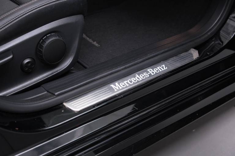 MERCEDES-BENZ A 180 62