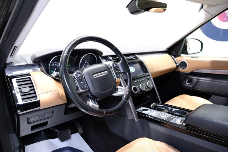 LAND ROVER Discovery 5