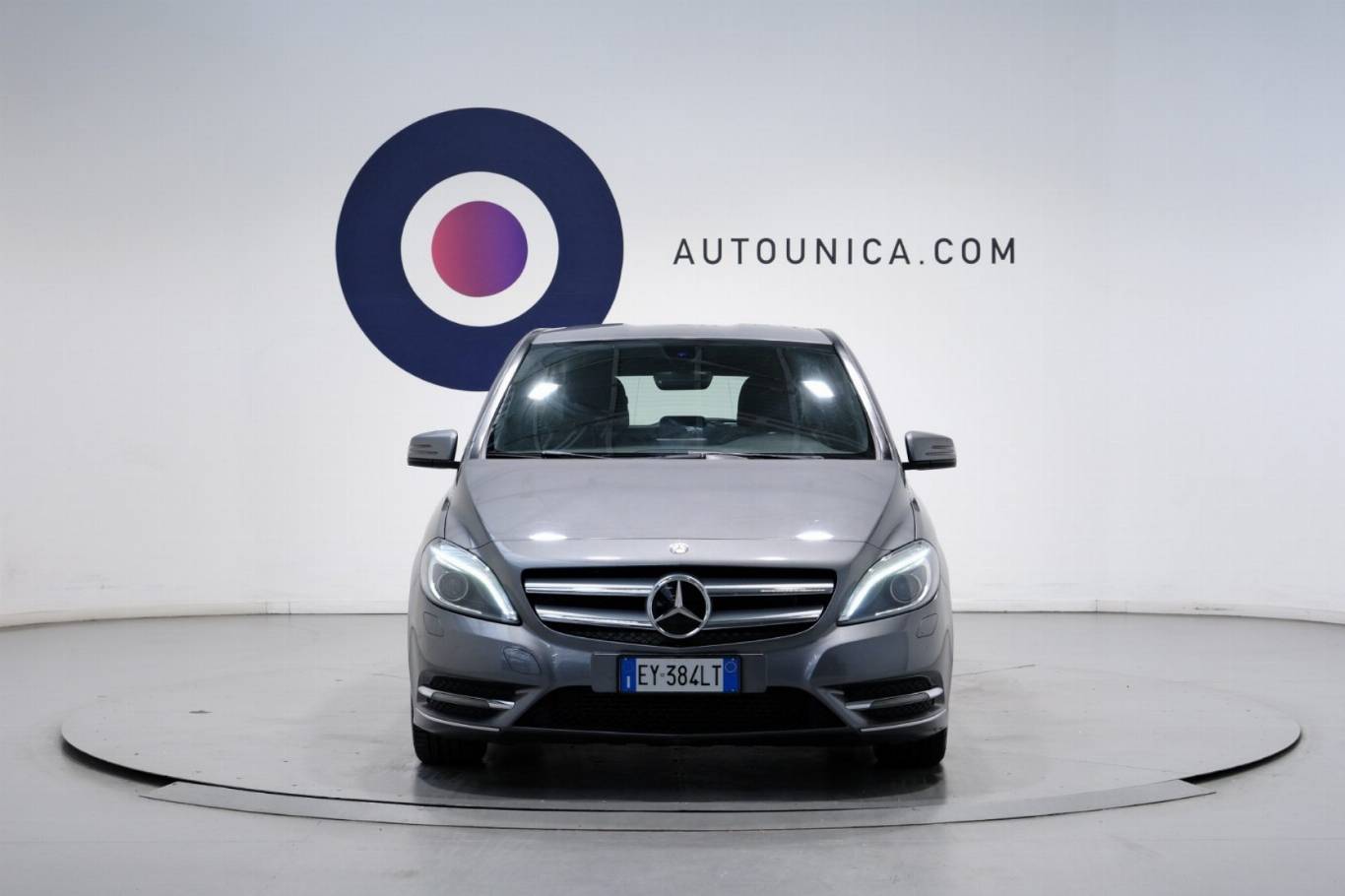 MERCEDES-BENZ B 200 2