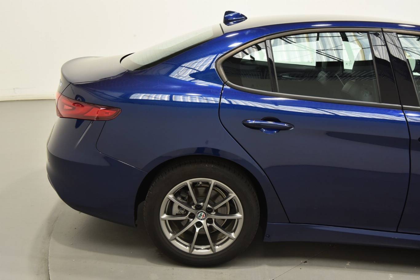 ALFA ROMEO Giulia 48