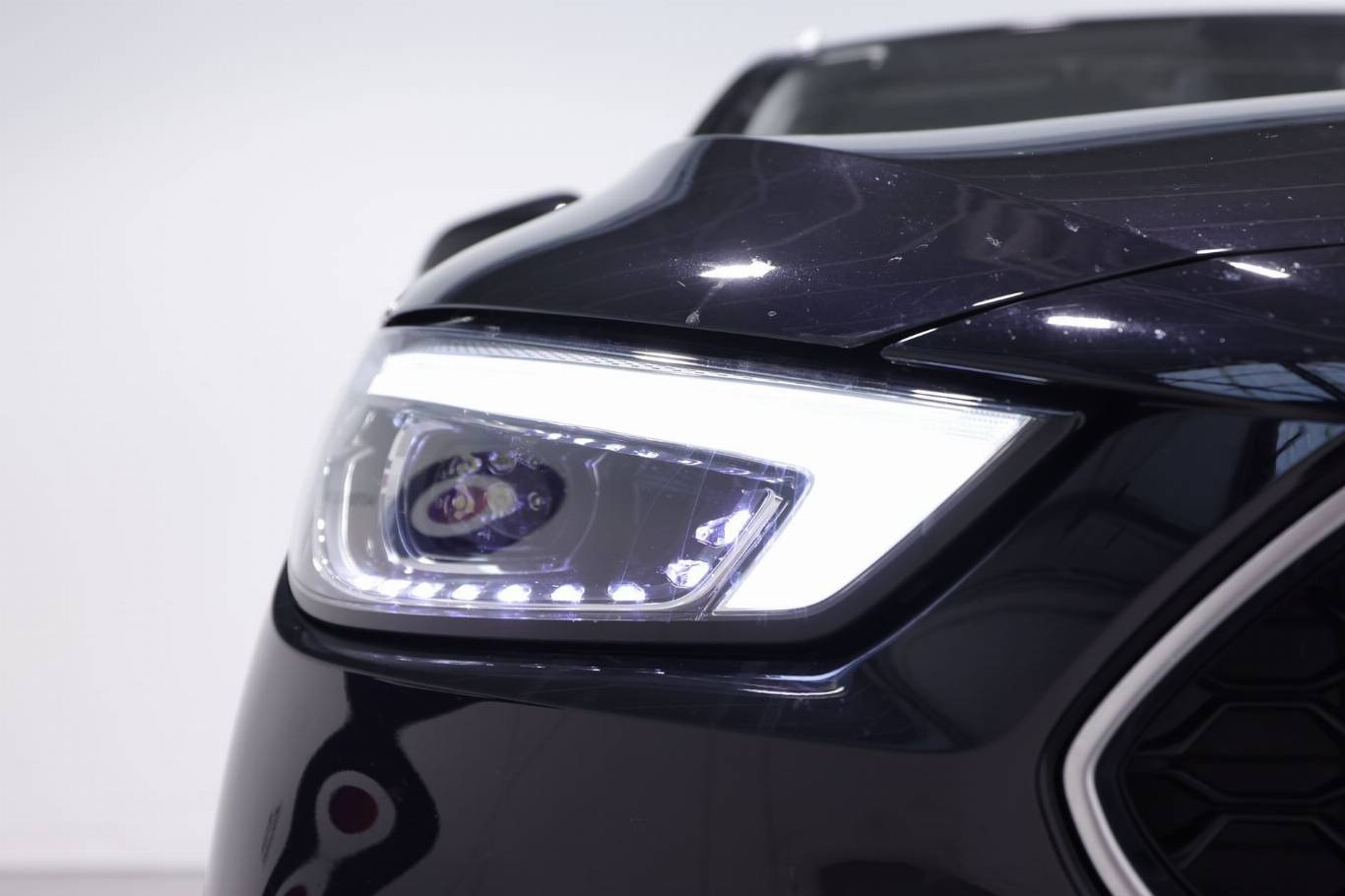 MG ZS 12