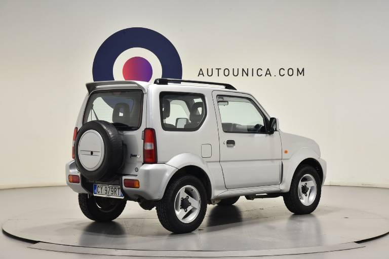SUZUKI Jimny 18