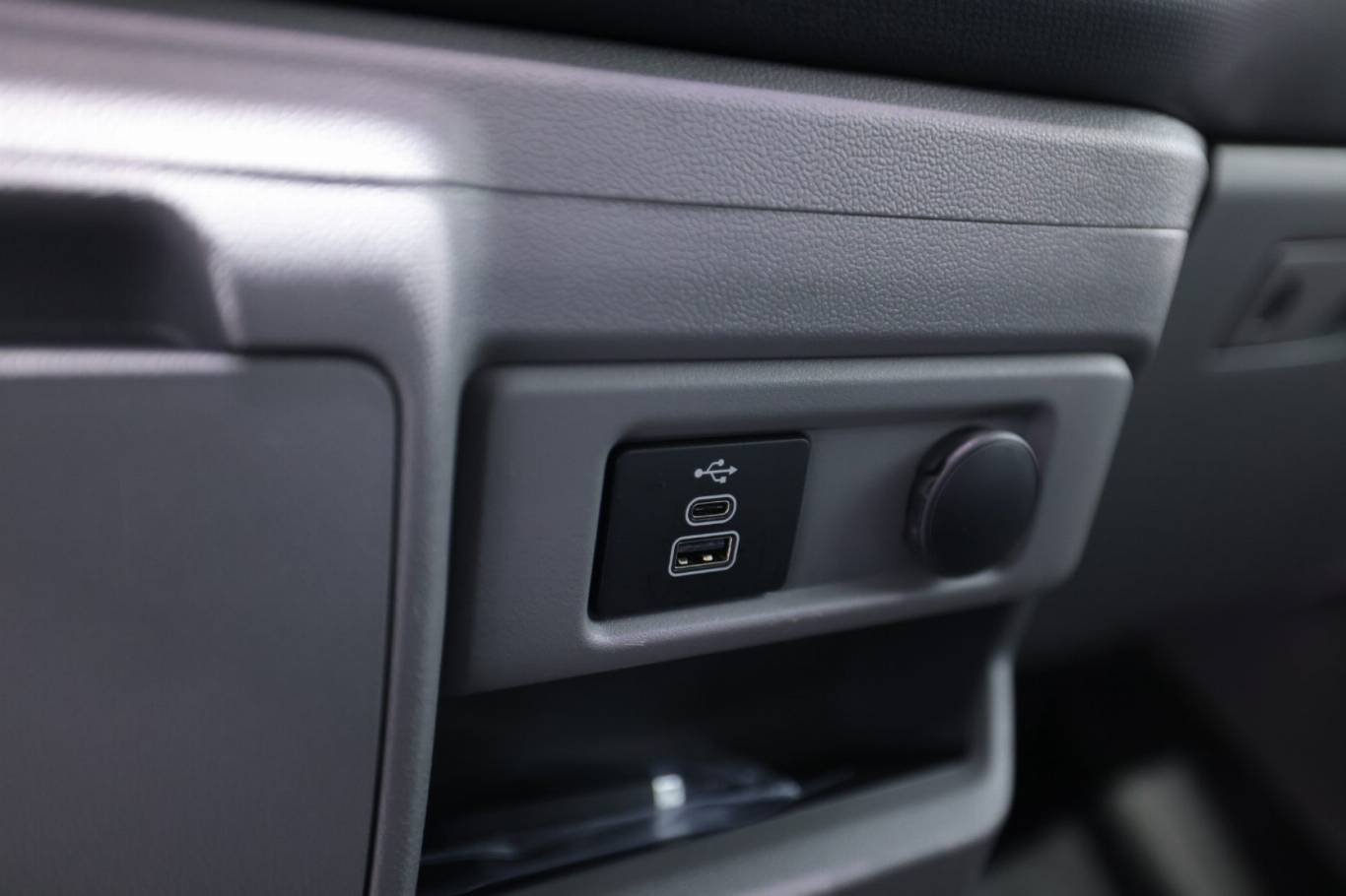 FORD Tourneo Custom 31