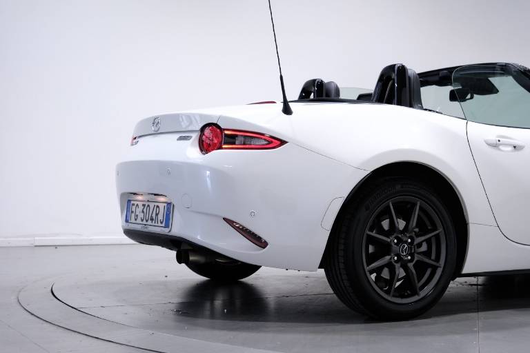 MAZDA MX-5 54