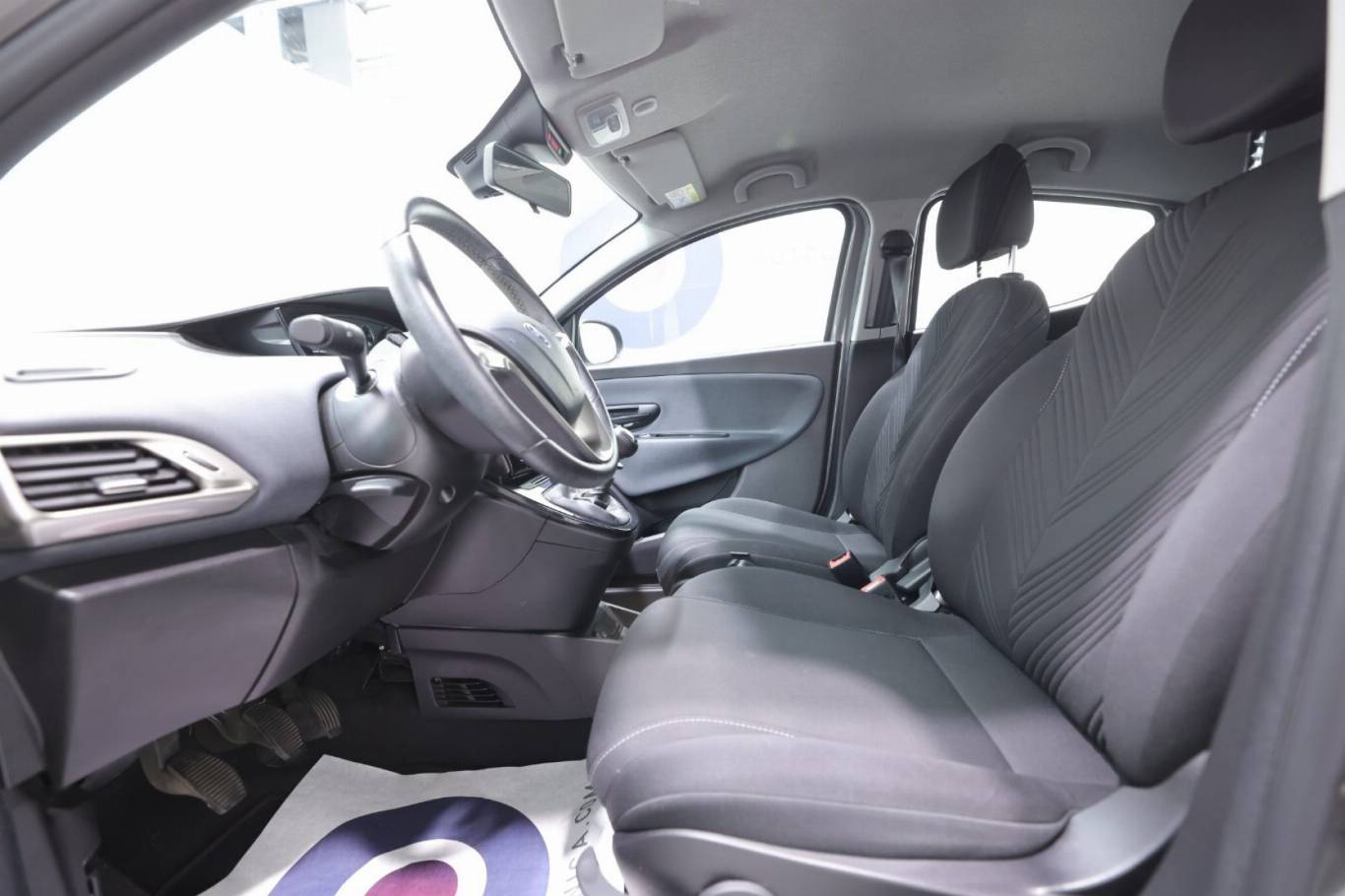 LANCIA Ypsilon 20