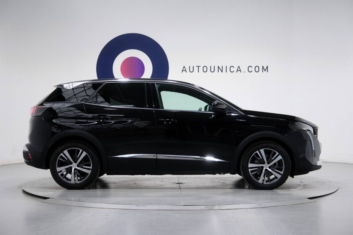 PEUGEOT 3008 4