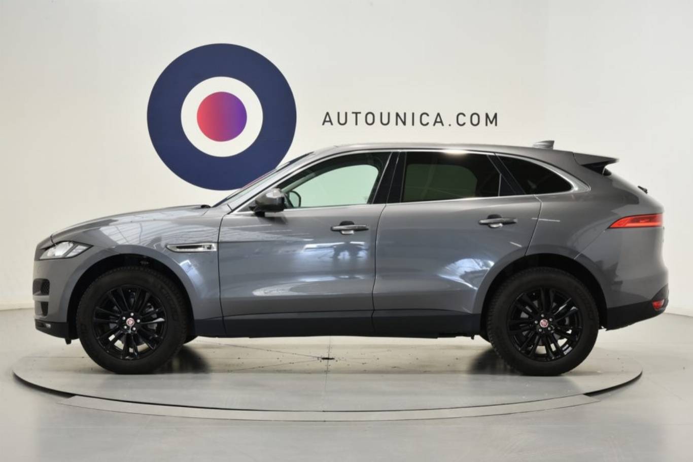 JAGUAR F-Pace 32