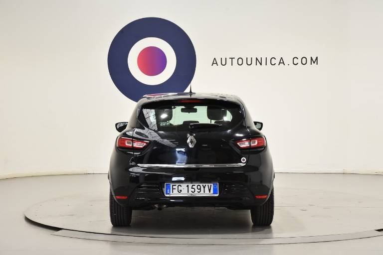 RENAULT Clio 6