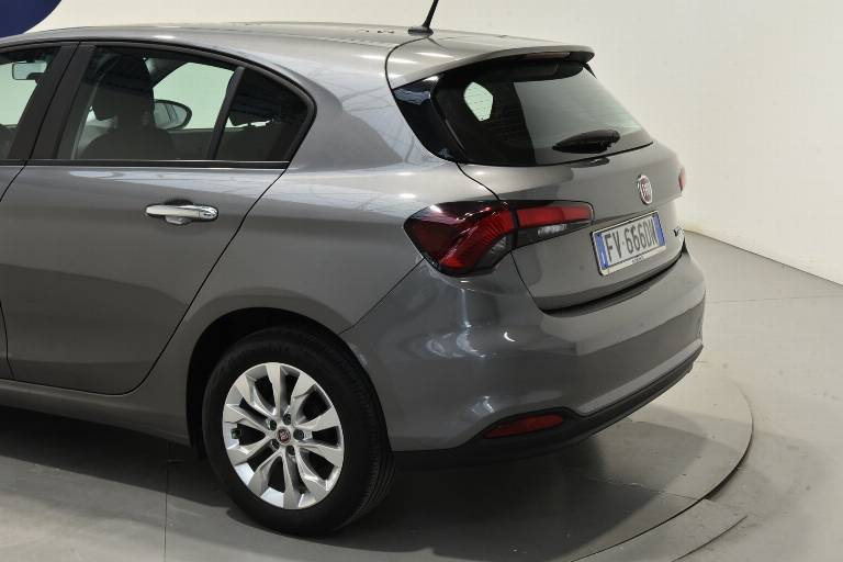 FIAT Tipo 19