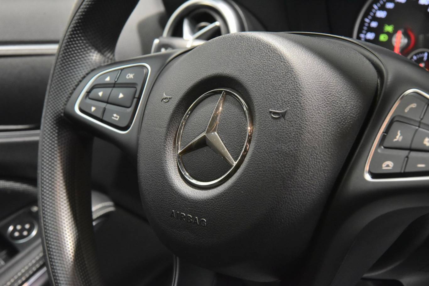 MERCEDES-BENZ A 160 22