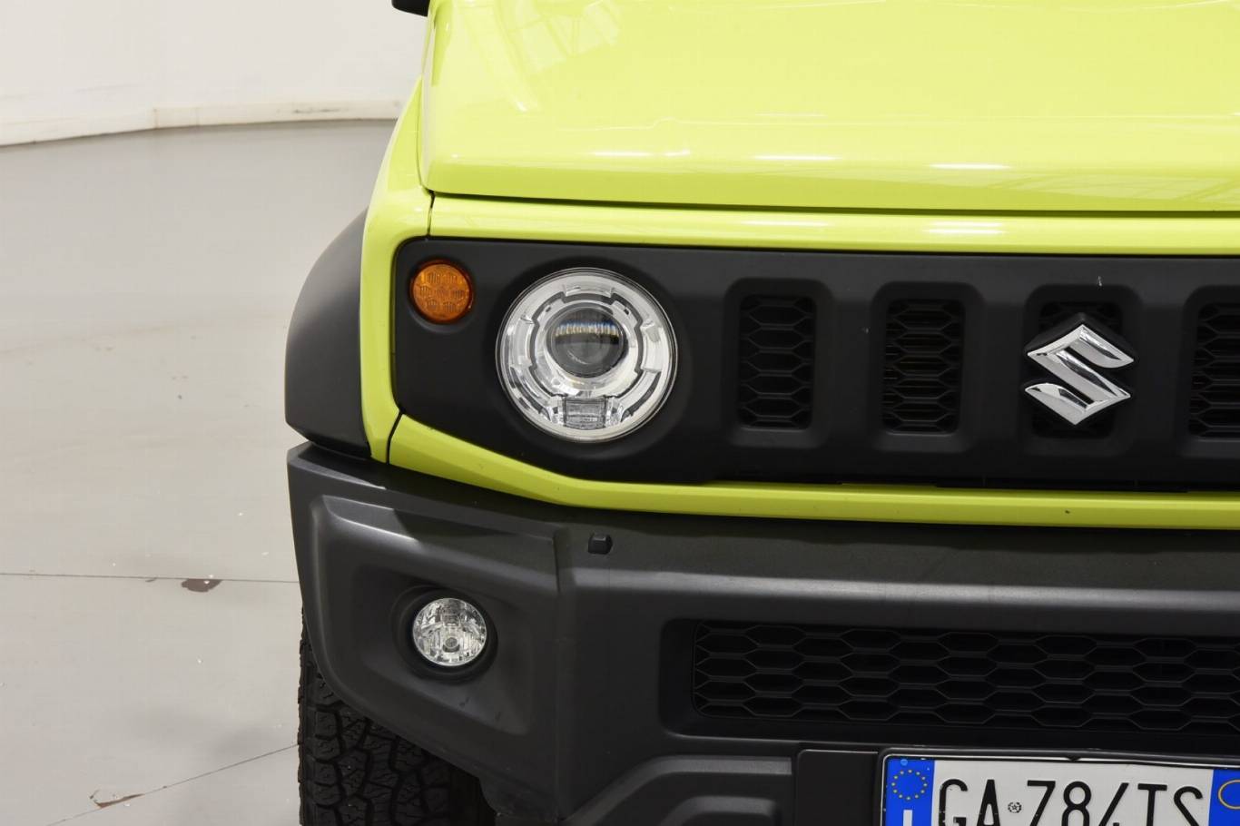 SUZUKI Jimny 14