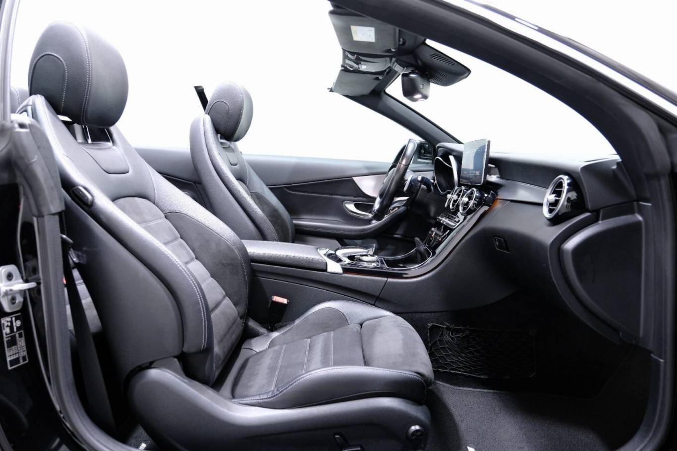 MERCEDES-BENZ C 220 63