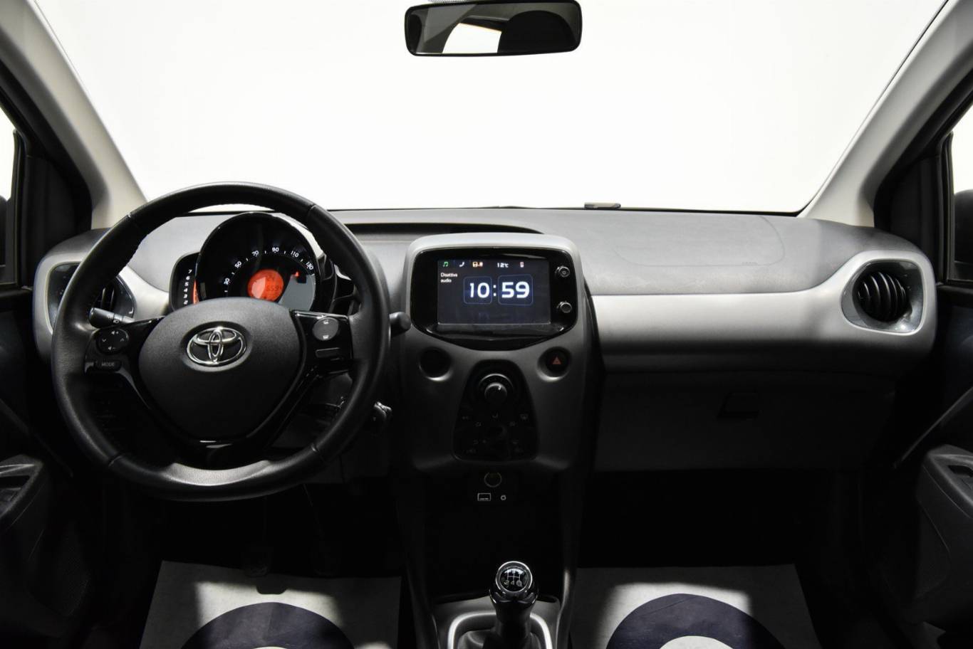TOYOTA Aygo 22