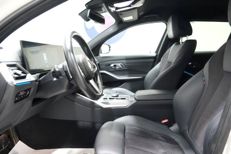 BMW 320 19