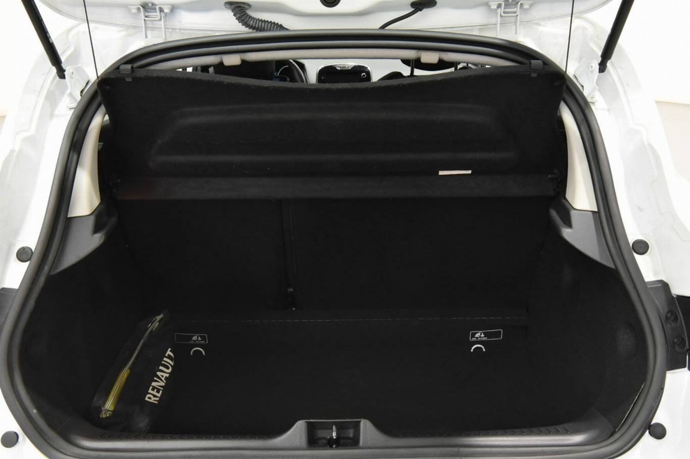 RENAULT Clio 38