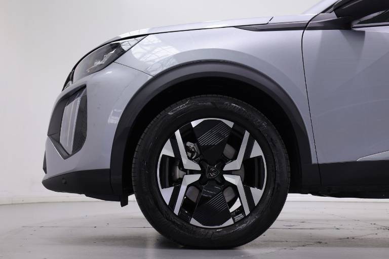 PEUGEOT 2008 17
