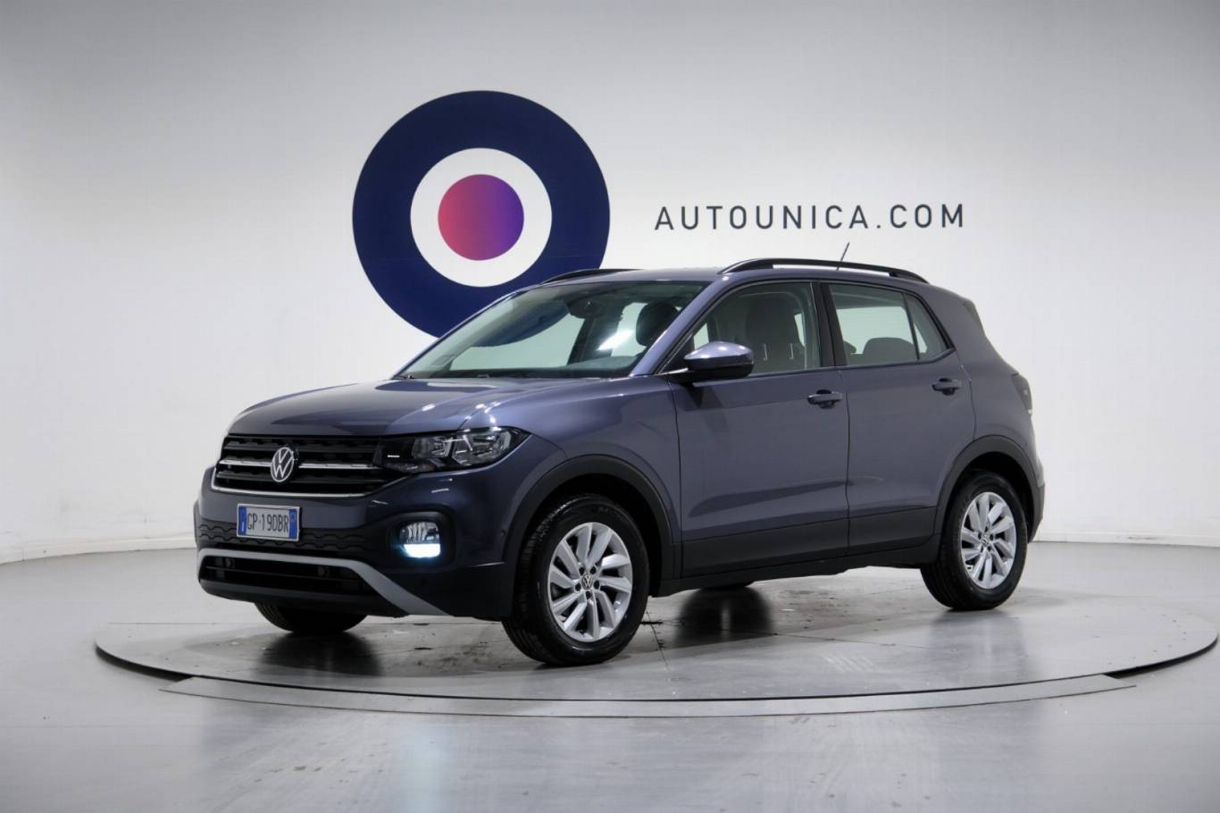 VOLKSWAGEN T-Cross 1