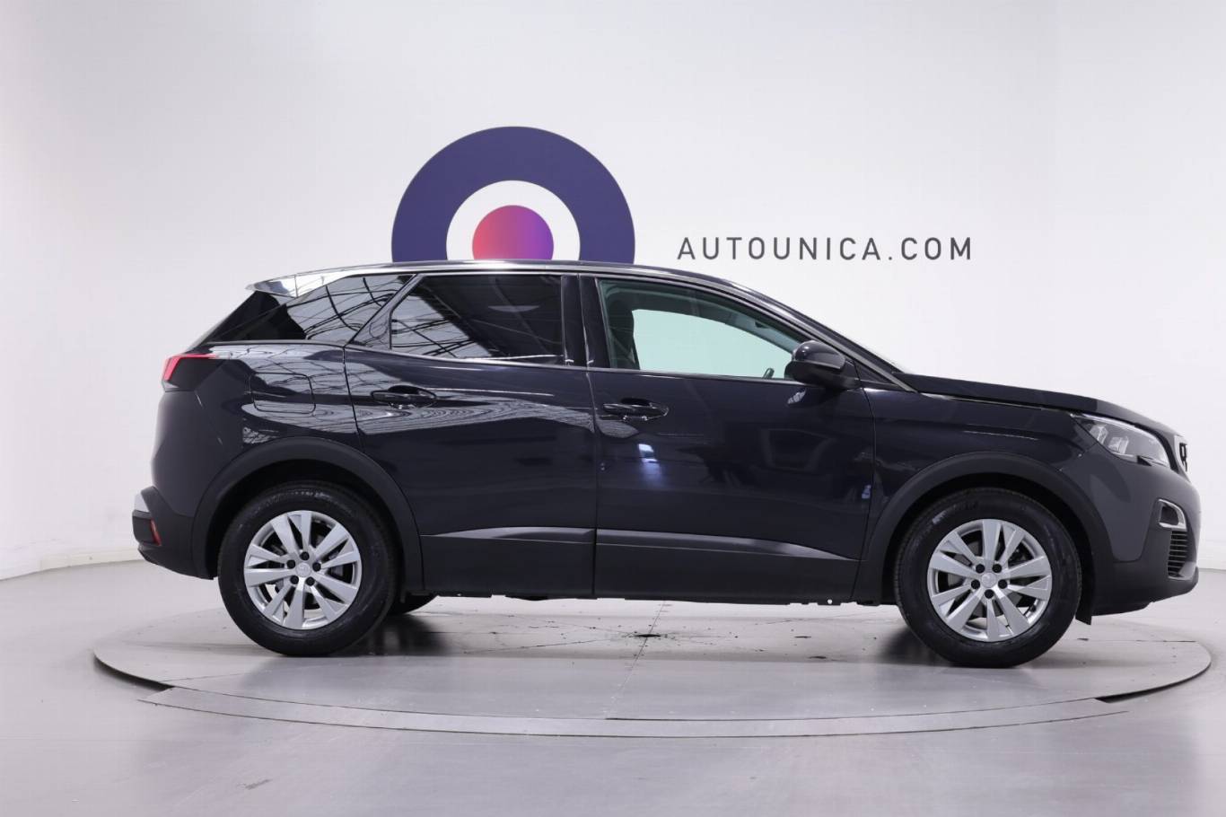 PEUGEOT 3008 4