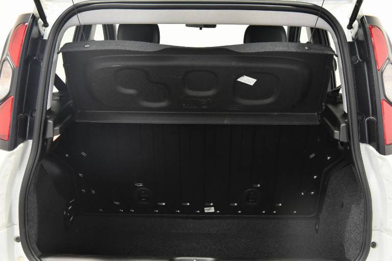 FIAT Panda Cross 13