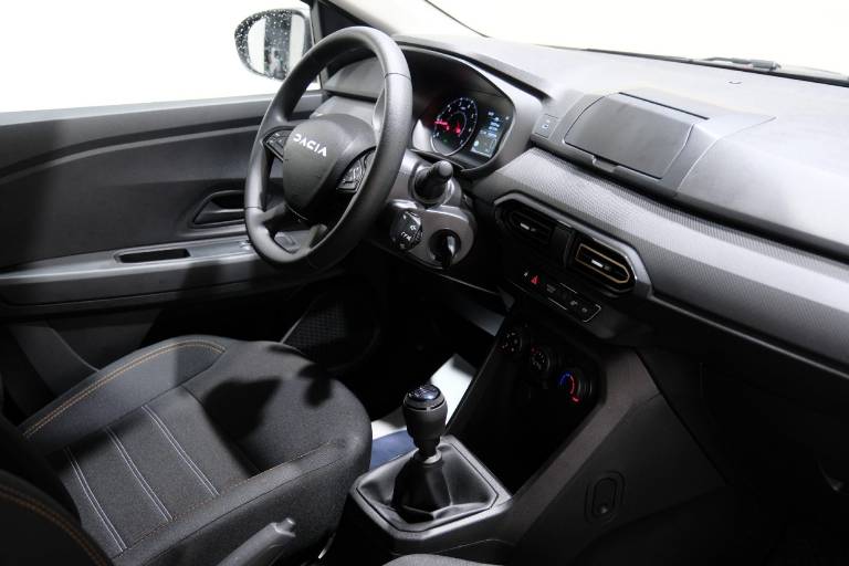 DACIA Sandero 53