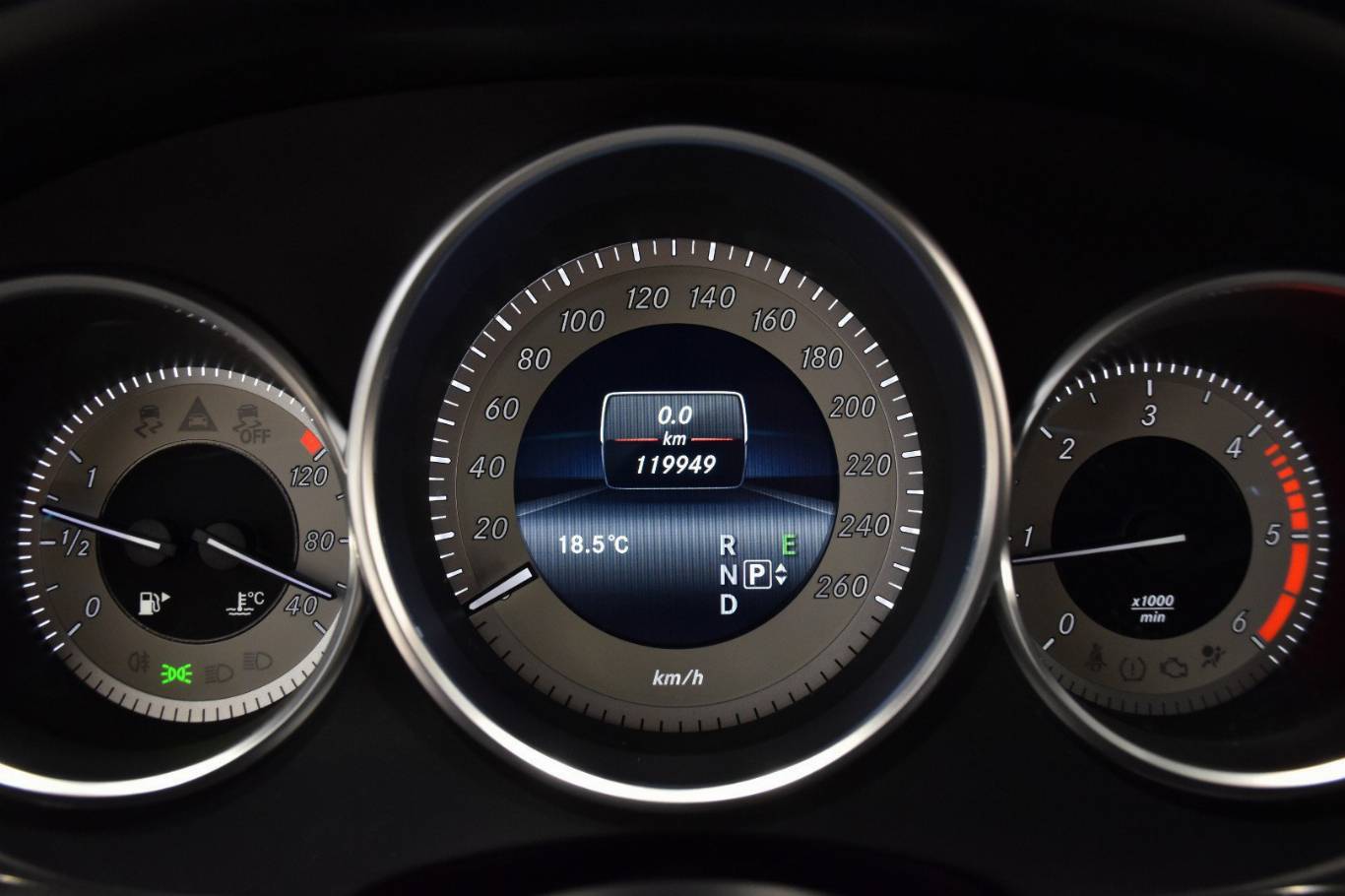 MERCEDES-BENZ CLS 250 21