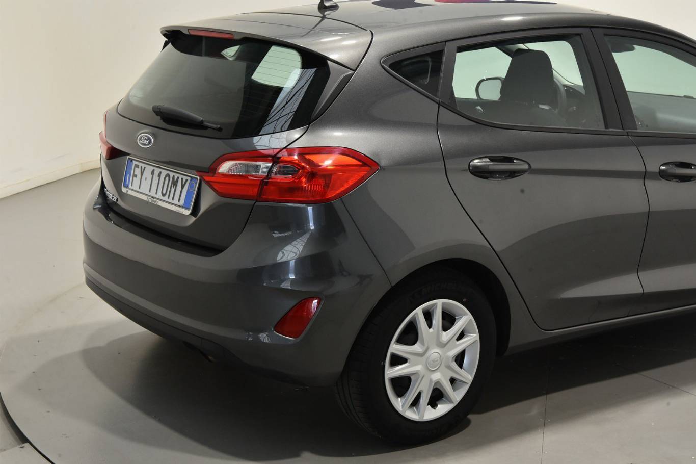 FORD Fiesta 18