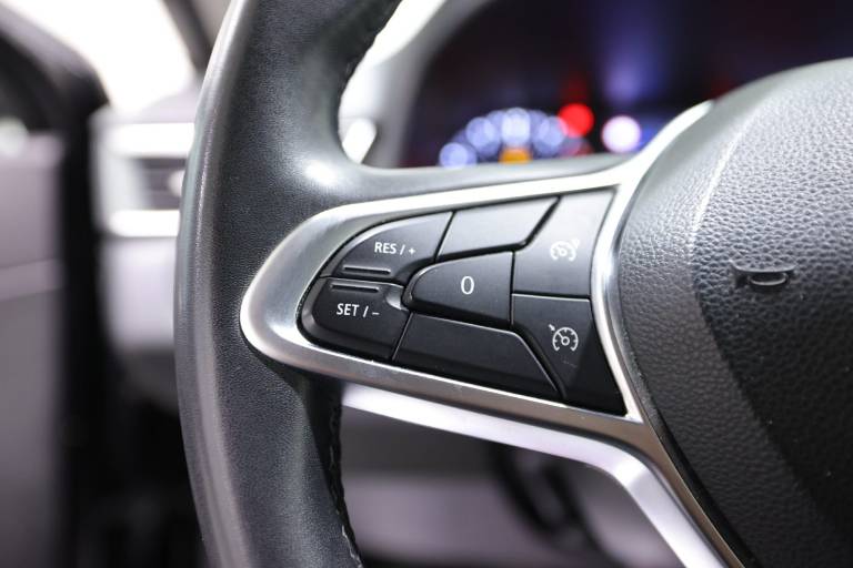 RENAULT Clio 20
