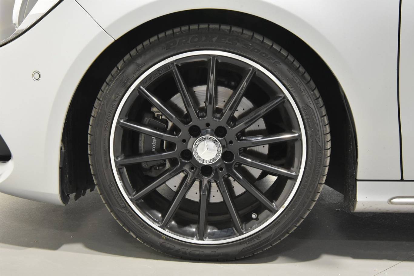 MERCEDES-BENZ CLA 220 33