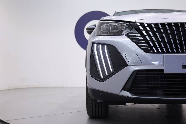 PEUGEOT 2008 19