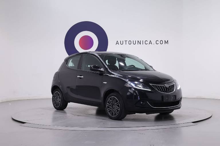 LANCIA Ypsilon 3