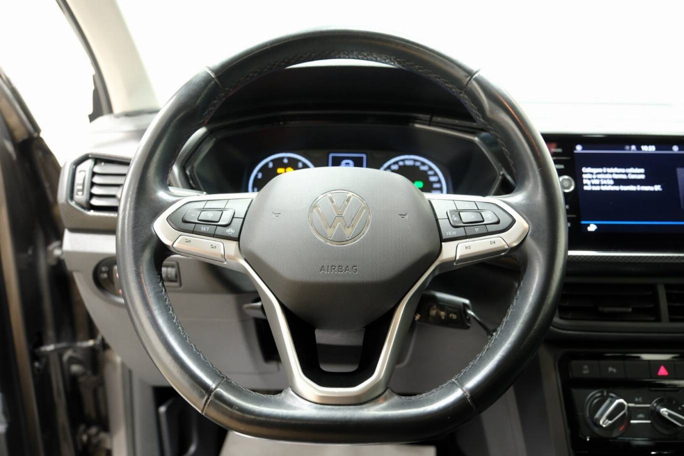 VOLKSWAGEN T-Cross 7
