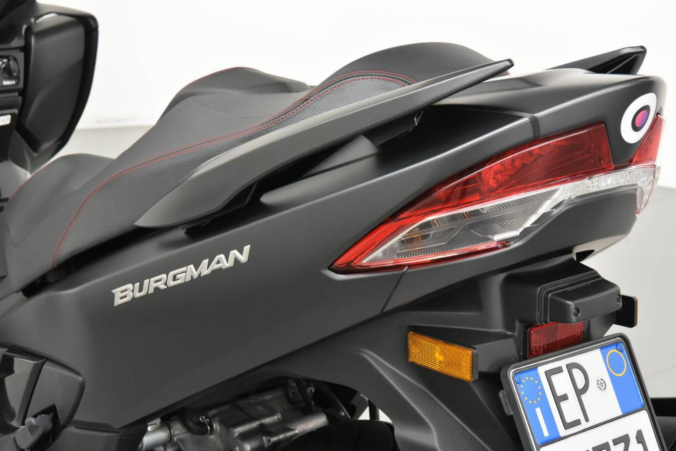 SUZUKI Burgman AN 400 49