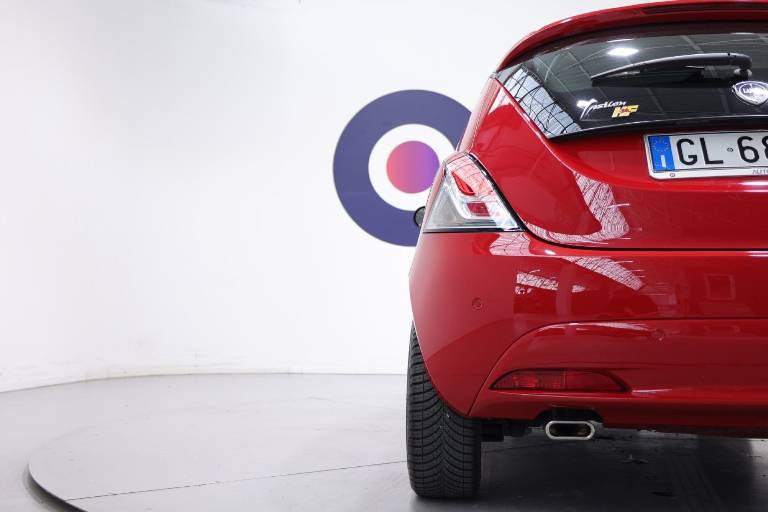 LANCIA Ypsilon 37