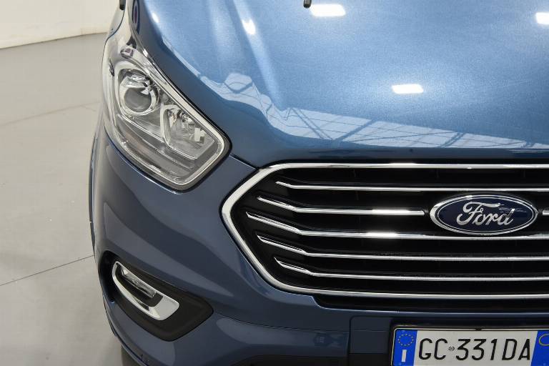 FORD Tourneo Custom 33