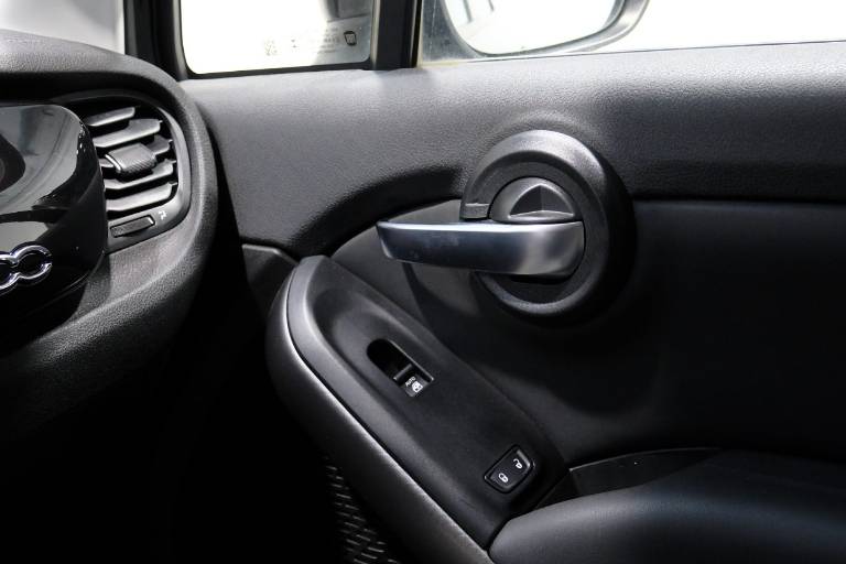 FIAT 500X 30