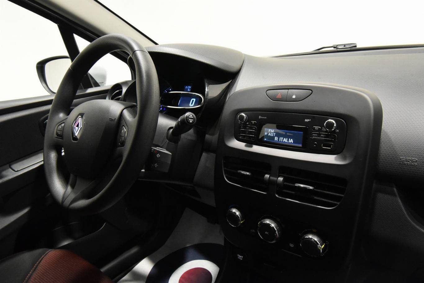 RENAULT Clio 34
