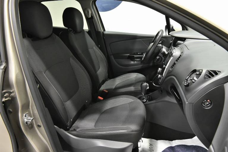 RENAULT Captur 21