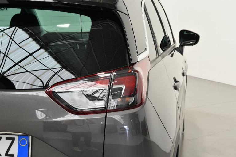 OPEL Crossland X 19