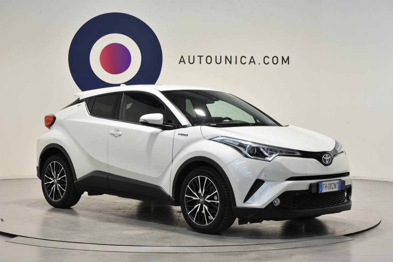 TOYOTA C-HR 29