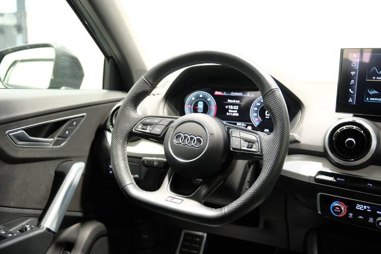 AUDI Q2 49