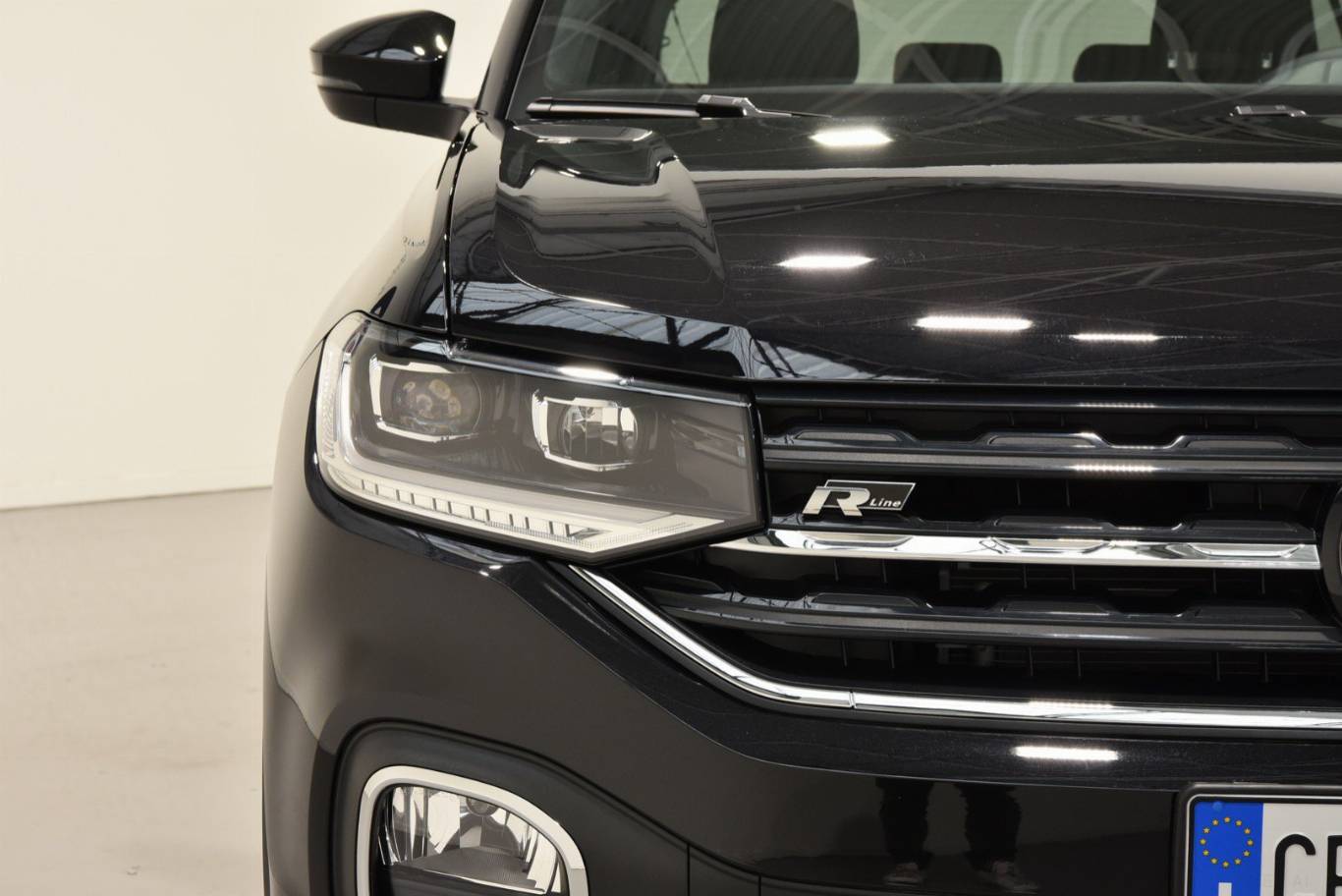VOLKSWAGEN T-Cross 17