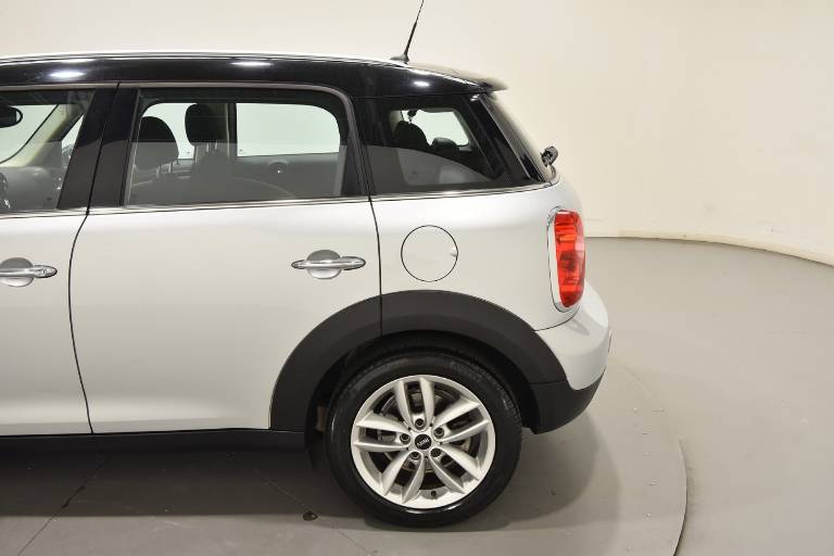 MINI Countryman 38