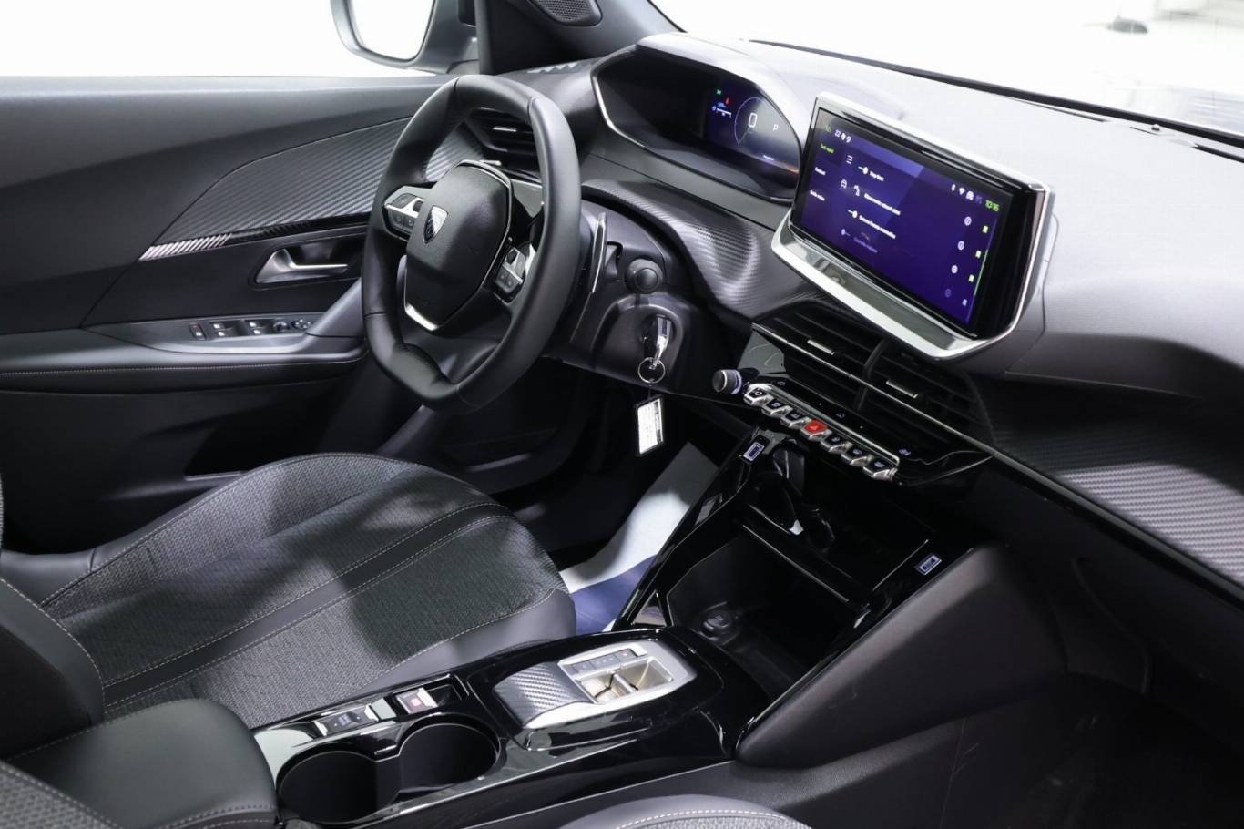 PEUGEOT 2008 41