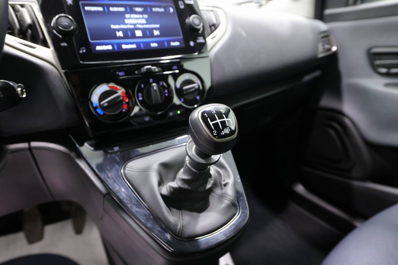 LANCIA Ypsilon 26