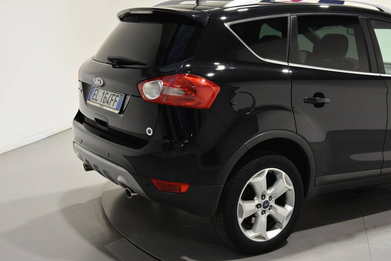 FORD Kuga 18