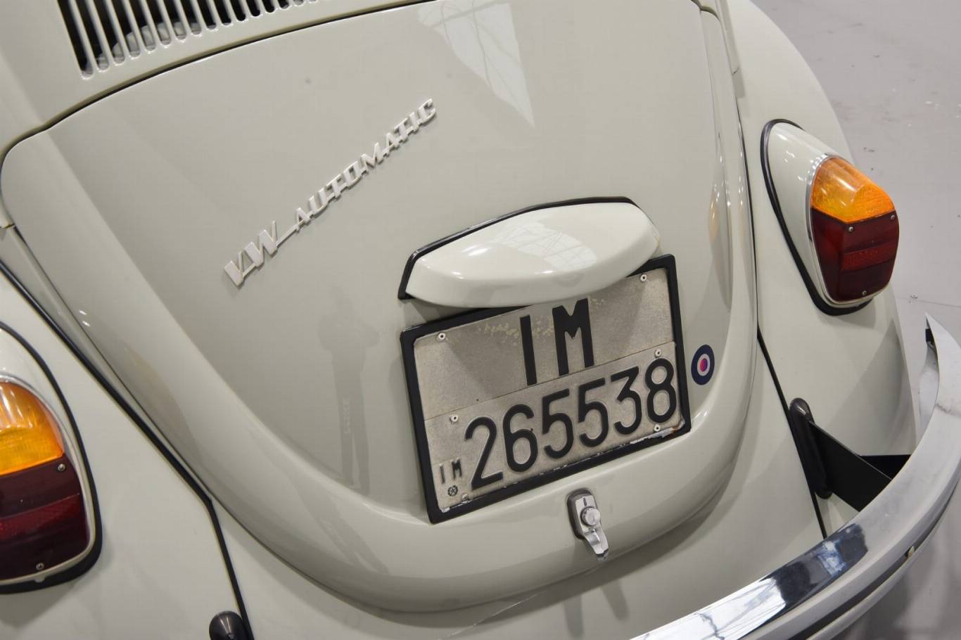 VOLKSWAGEN Maggiolino 44