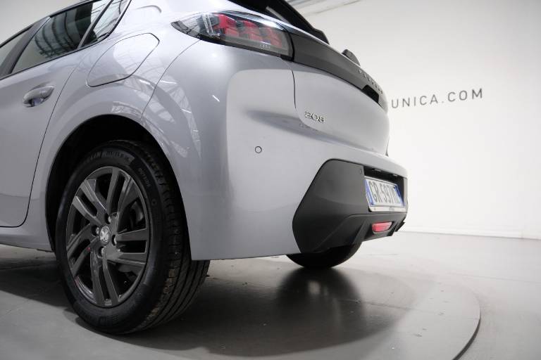 PEUGEOT 208 45