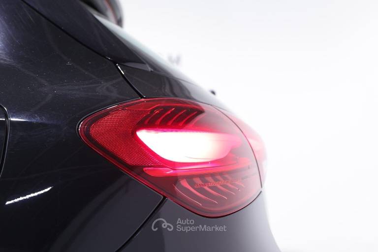 MERCEDES-BENZ Classe A 43